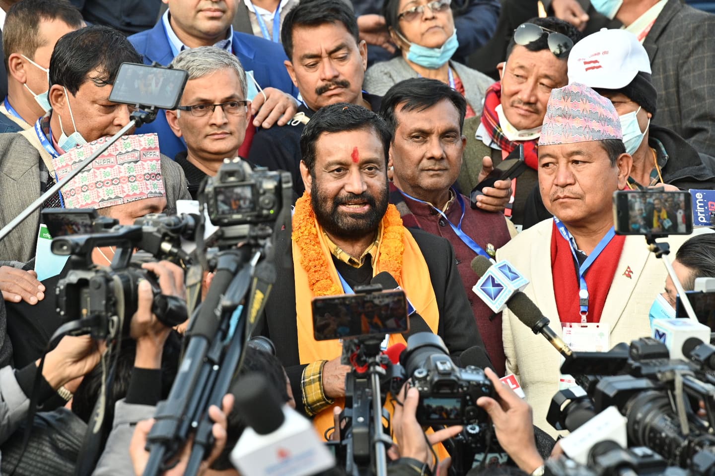 आगामी निर्वाचनमा बहुमत ल्याउन सभापतिमा मेरो उम्मेदवारी : विमलेन्द्र निधि